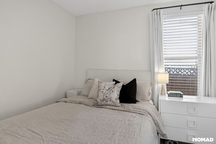 Building Photo - 3326 Quivas St