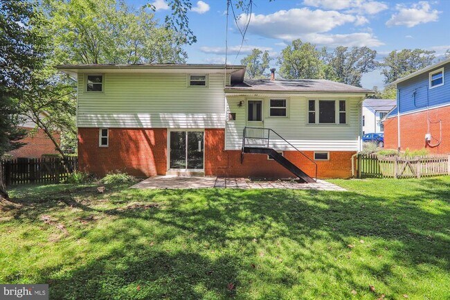 Building Photo - 6518 Wilmett Rd