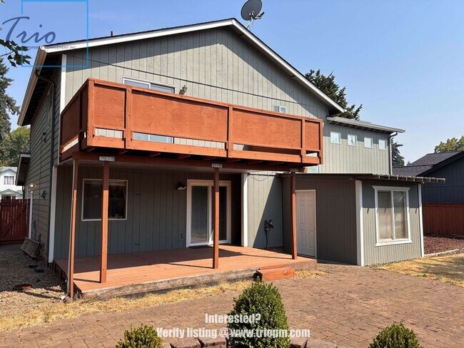 Building Photo - 694 Driftwood Dr