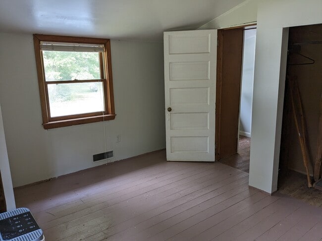 Building Photo - 20655 Monrovia Rd