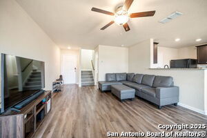 Building Photo - 6516 Sabinal