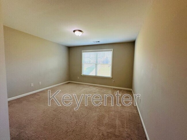 Building Photo - 12183 Inglecrest Ln