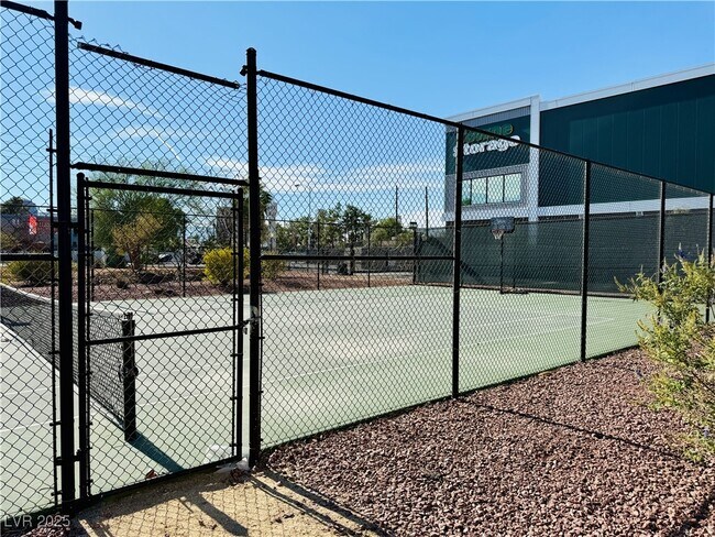 Building Photo - 3930 University Center Dr