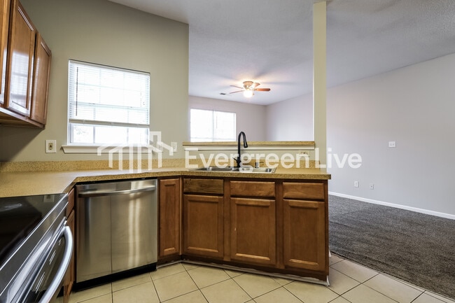 Building Photo - 2318 Coach Way