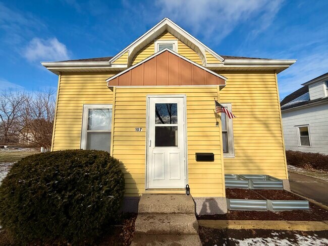 Front of house - 107 Clark St