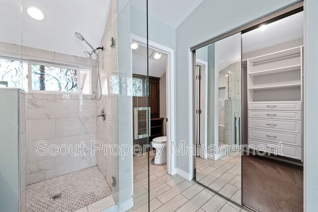 Building Photo - 24576 Jacarte Dr