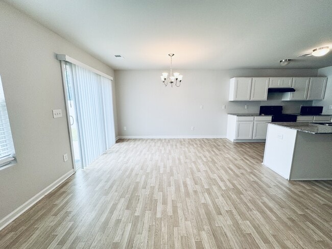 Building Photo - 136 Foxford Dr