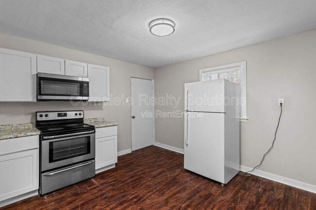 Building Photo - 1644 Nemnich Rd