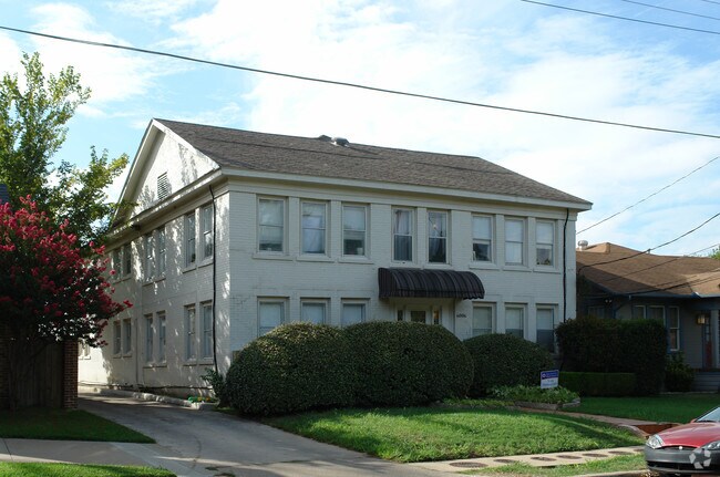 Primary Photo - 6006 Worth St
