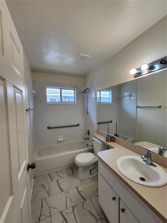 Building Photo - 4930 NW 20th Dr