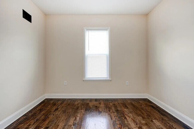 Building Photo - 1315 N 19th St