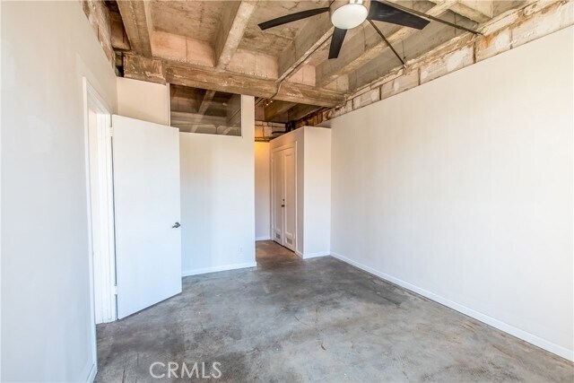 Building Photo - 140 Linden Ave