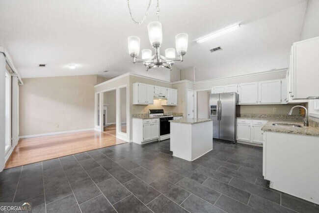 Building Photo - 3070 Bugle Dr