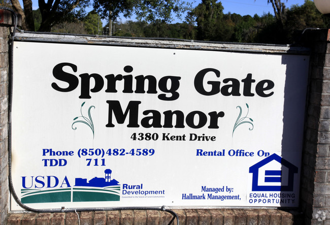Building Photo - Spring Gate Manor