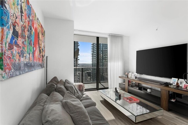 Building Photo - 801 S Miami Ave