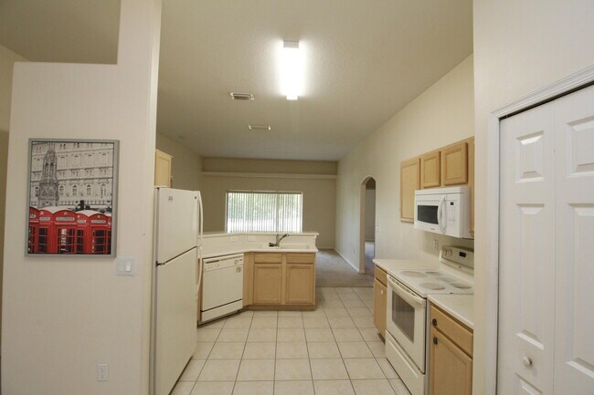Building Photo - 885 Tavernier Cir NE