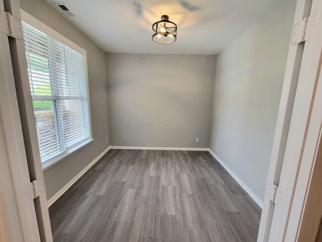 Building Photo - 14910 Scothurst Ln