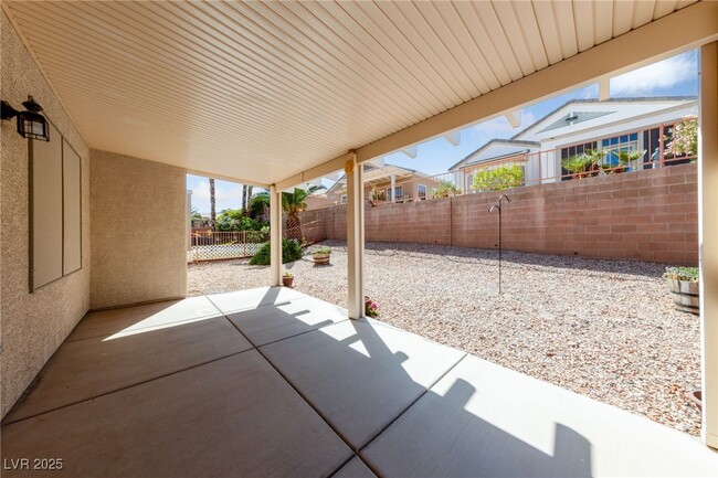 Building Photo - 1805 Joy Grove Ave