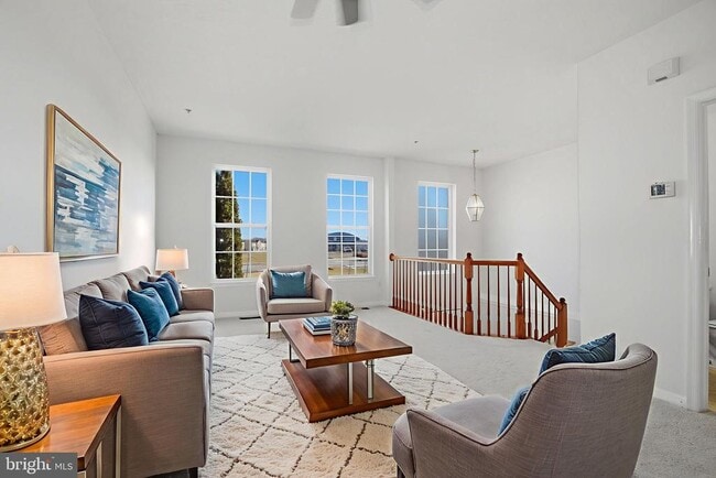 Building Photo - 886 Lowe Rd