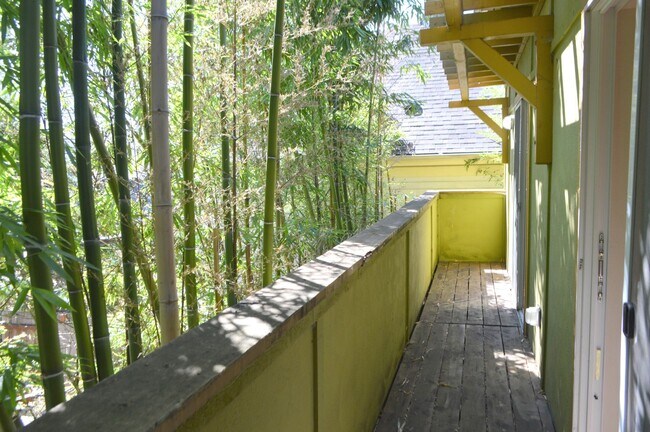 Building Photo - 2520 NE Rodney Ave