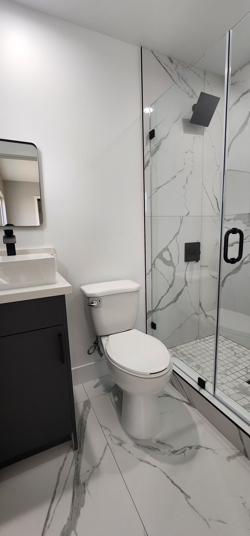 Building Photo - 5725 Klump Ave