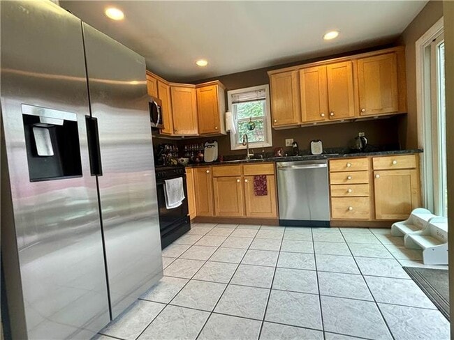 Building Photo - 2513 Larkins Wy