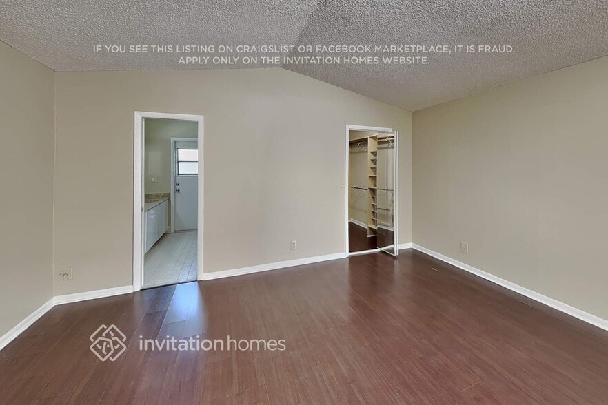 Building Photo - 9575 NW 25th Ct
