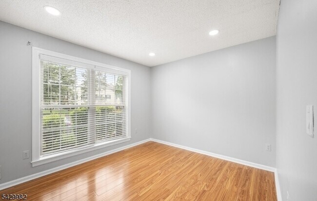 Building Photo - 3702 Riddle Ct