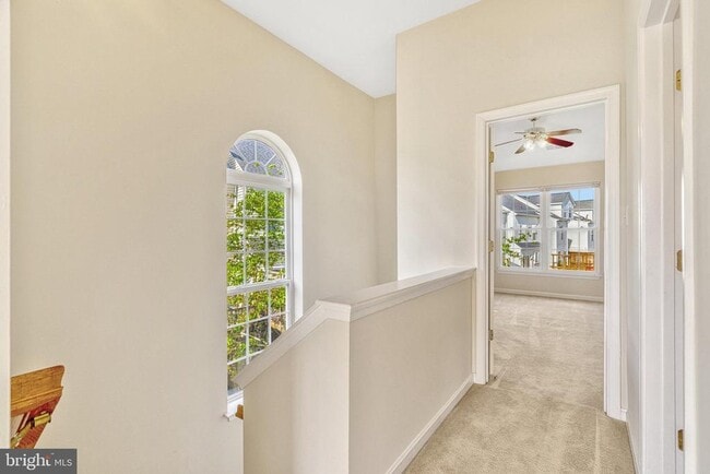 Building Photo - 13051 Park Crescent Cir