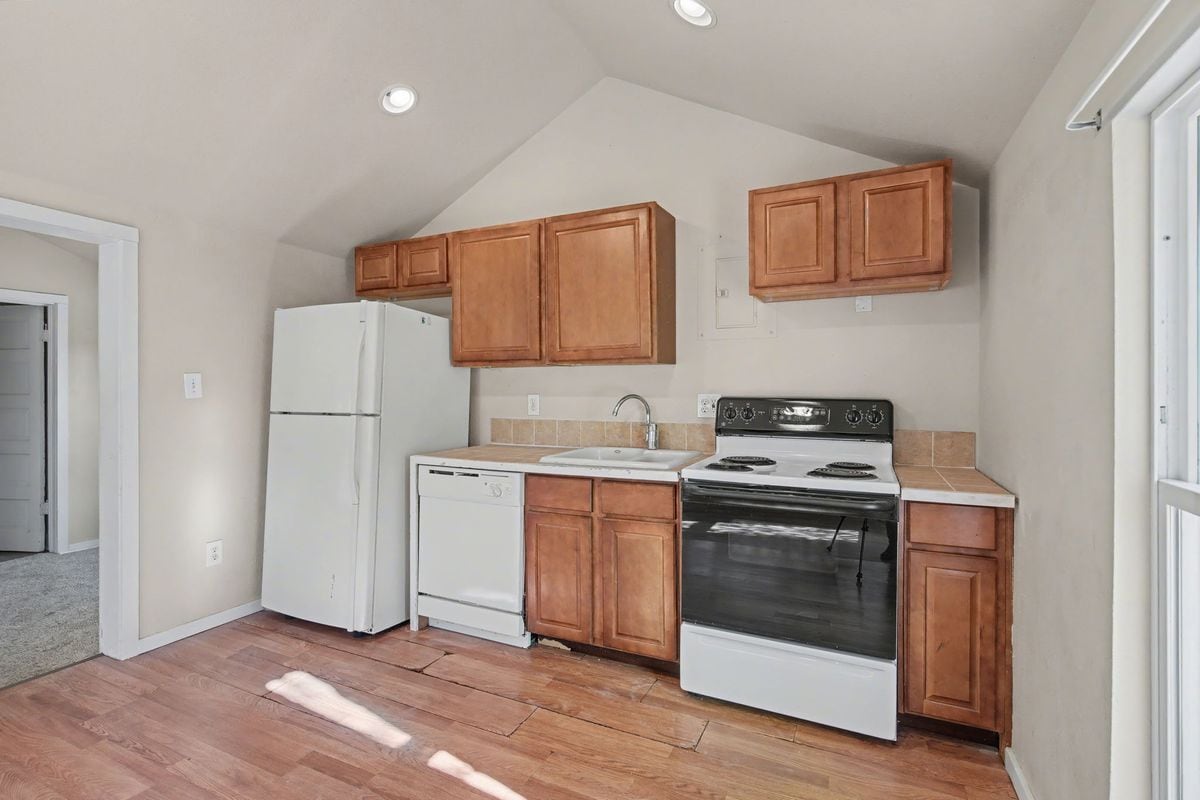 Building Photo - 3602 1/2 West Colorado Avenue