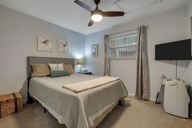 Building Photo - 2815 Misty Garden Cir