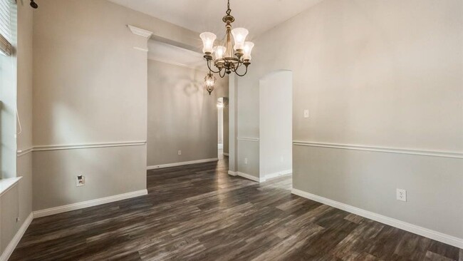 Building Photo - 1021 Cottontail Dr
