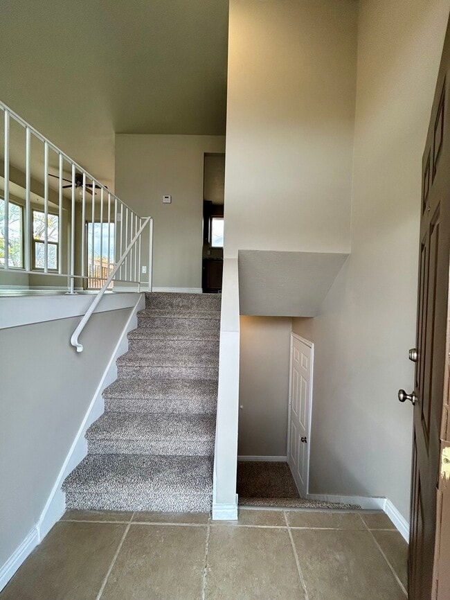 Building Photo - Remodeled 3 Bed, 2 Bath Home in West Jordan — Available Now