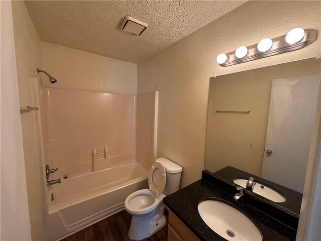 Building Photo - 3102 Destin Cir