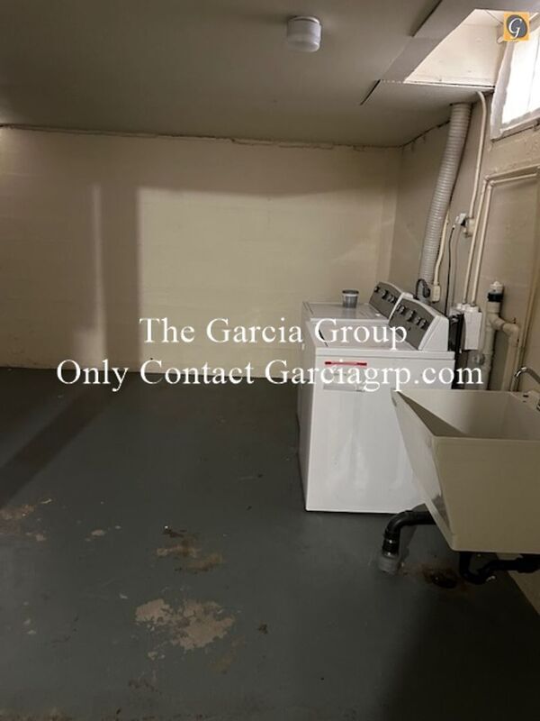 Building Photo - 6924 NE 7th Ave