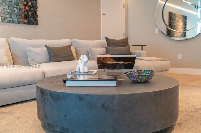 Building Photo - 17121 Collins Ave