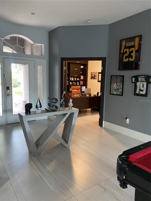 Building Photo - 1917 Pamlynne Pl