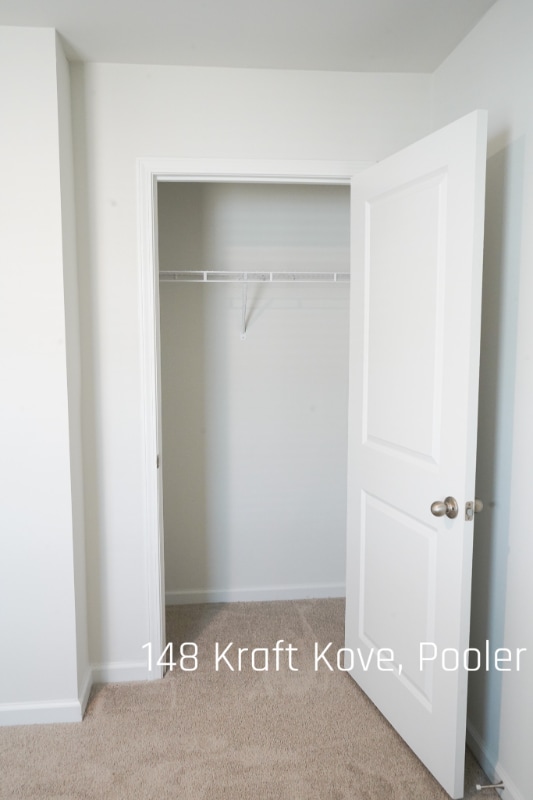 Building Photo - 148 Kraft Kove