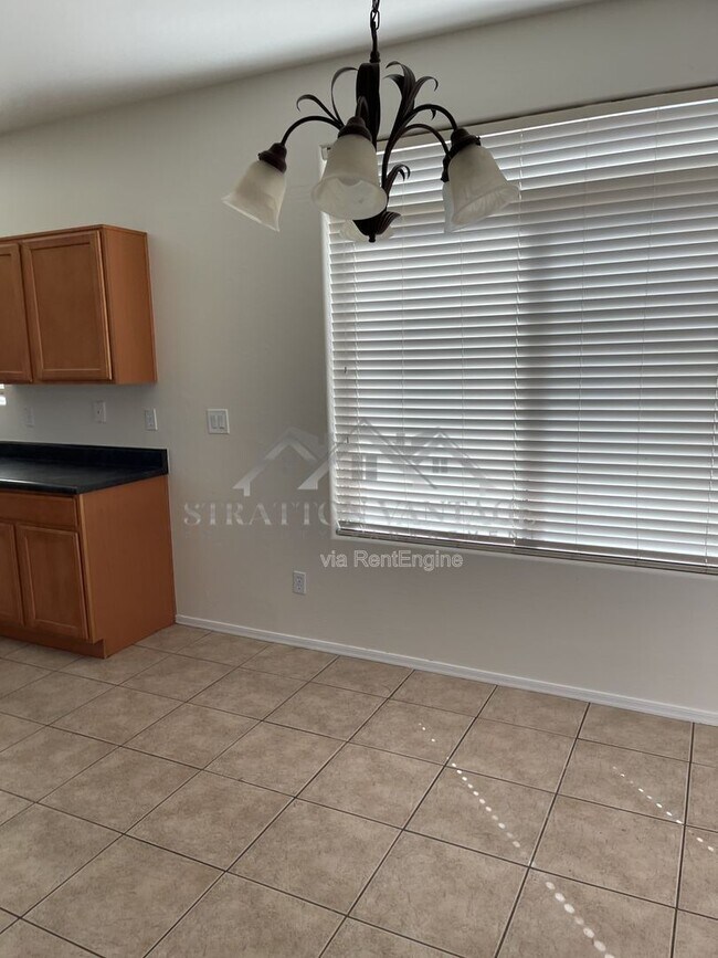 Building Photo - 1327 E Weatherby Way