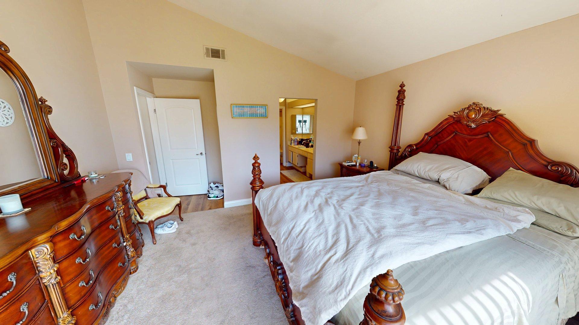 Building Photo - 14640 Marymount St