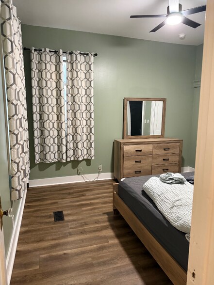 Building Photo - 1007 Park Ave