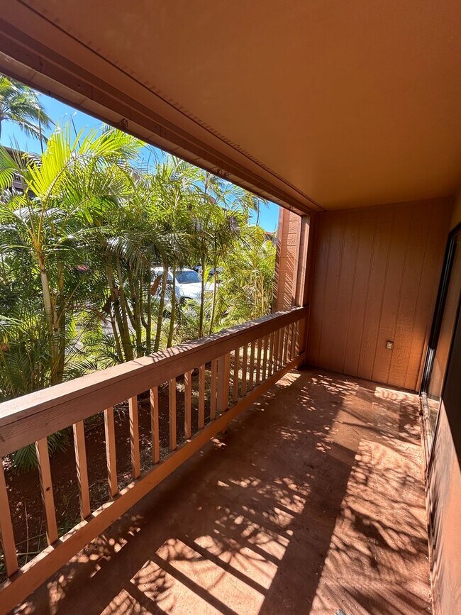 Building Photo - 3740 Lower Honoapiilani Rd