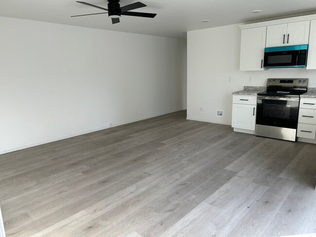 Building Photo - Brand-New 4 Bed, 2 Bath Duplex for Rent in Jerome!