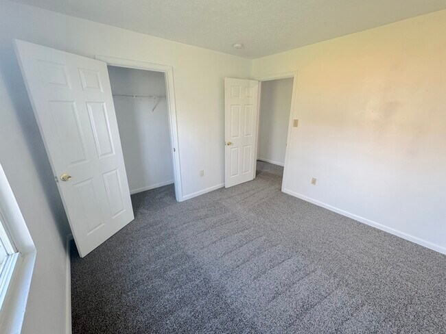 Building Photo - 814 Griffin St