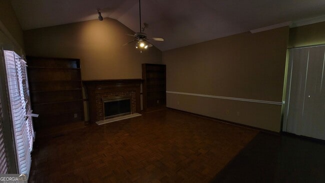 Building Photo - 5005 Johns Creek Ct