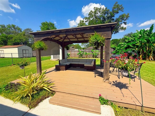 Building Photo - 307 Bellmar Ln