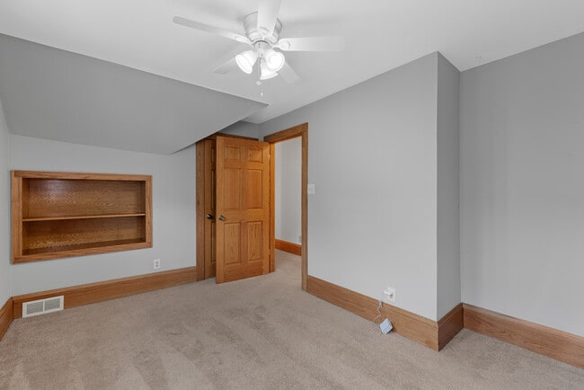 Building Photo - 1511 N 52nd St