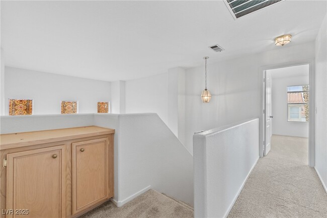 Building Photo - 7704 Rockfield Dr