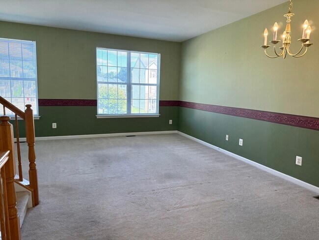 Building Photo - 266 Bruaw Dr
