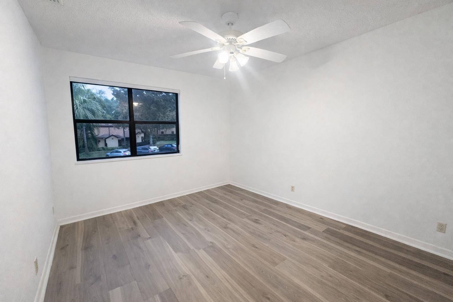 Building Photo - 3950 Cocoplum Cir